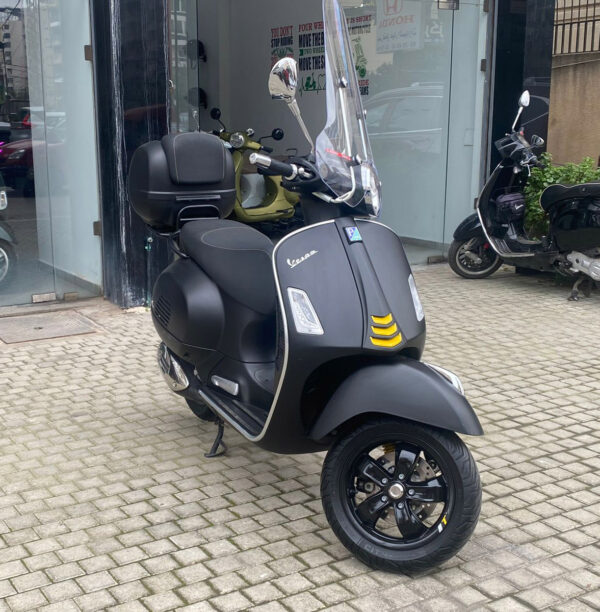 vespa gts supertech